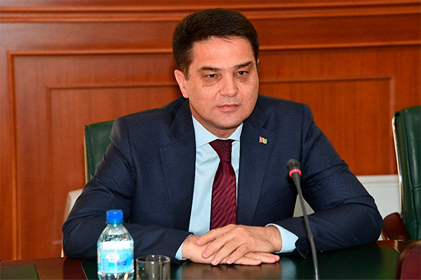 Абдулазиз Камилов принял Посла Туркменистана