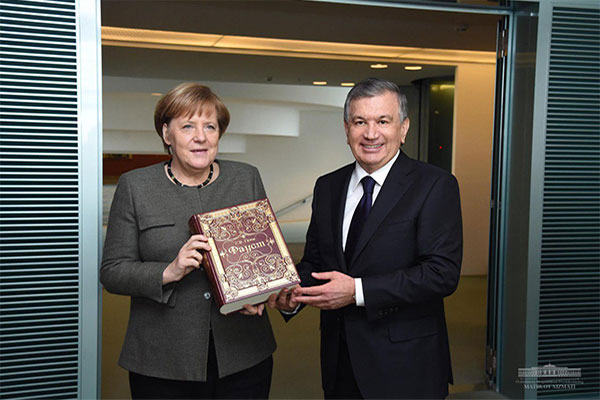 Shavkat Mirziyoyev holds negotiations with Angela Merkel
