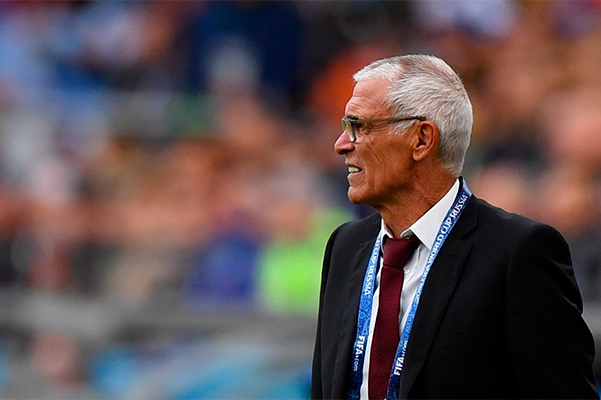 АФУ расторгла контракт с Эктором Купером