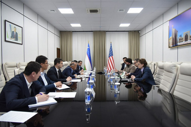 «Узбекнефтегаз» обсудил сотрудничество с BCG