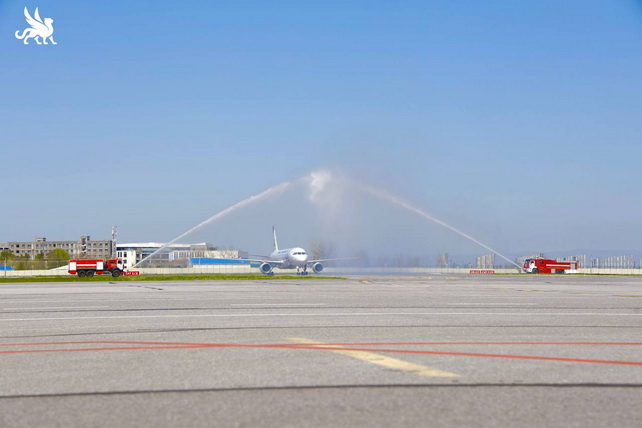 "Air Marakanda" ва "Урал авиалиниялари" Самарқанд ва Красноярск ўртасида мунтазам авиақатновни йўлга қўйди