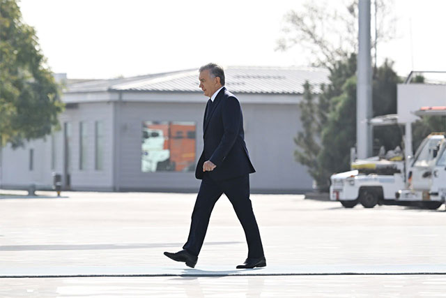 Президент Узбекистана отбыл в Таджикистан