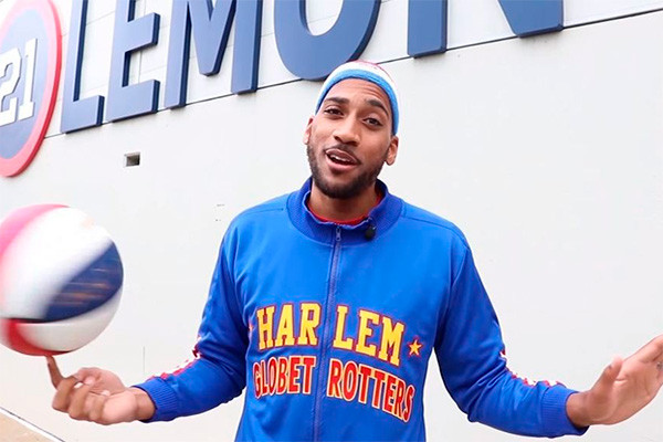 «Harlem Globetrotters» объединяется с узбекской молодёжью впервые для противостояния буллинга в узбекских школах