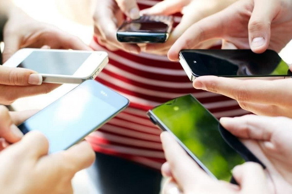 Uzbekistan imports mobile phones worth US$180 million.