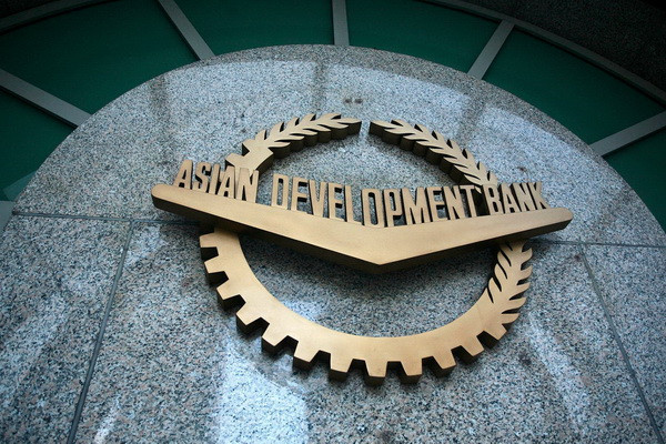 Прогноз экономического роста для развивающихся стран Азии понижен по мере замедления роста КНР