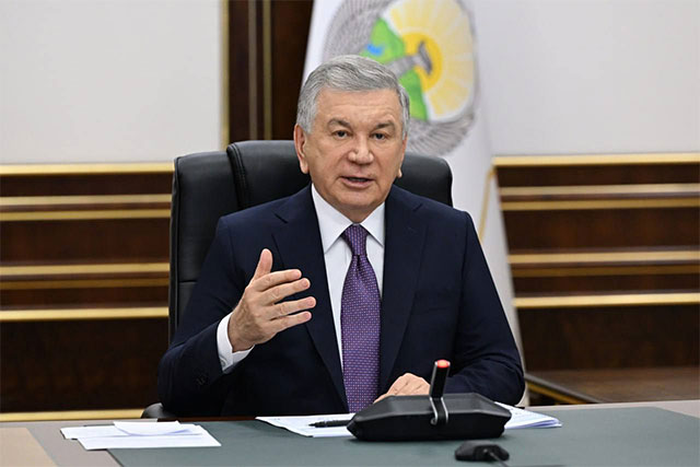 Президент призвал усилить борьбу с преступностью в махаллях и киберпространстве