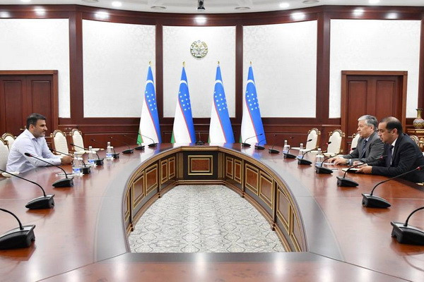 В МИД состоялась встреча с директором компании «Uzbek-Oman Investment Capital»
