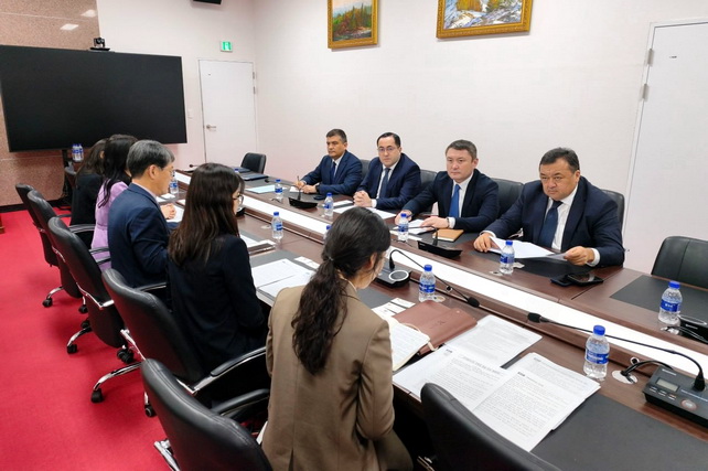 Узбекистан и Южная Корея обсудили совместные инвестиции в медицину и промышленность