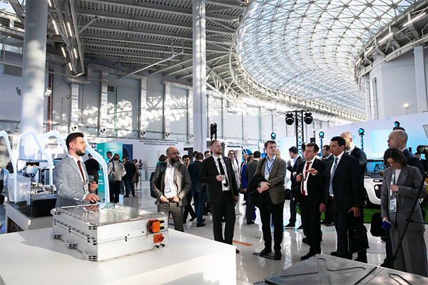 «Росатом» представил универсальную аккумуляторную батарею для транспорта