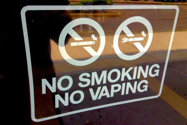 Электронные сигареты: в ВОЗ призывают правительства защитить здоровье населения