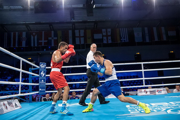 Сборная Узбекистана завоевала девять медалей ЧА по боксу