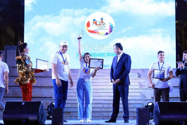 В Шахрисабзе состоялось официальное открытие Слета молодежного туризма