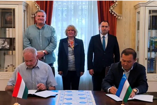 Делегация Сурхандарьинской области подписала соглашения на 37 млн. евро в Венгрии
