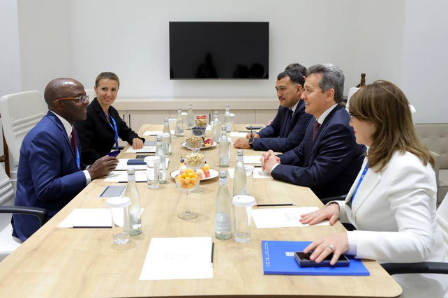 Министр цифровых технологий Шерзод Шерматов провёл встречу с директором Бюро развития телекоммуникаций МСЭ