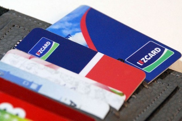 Какое количество пользователей дистанционных банковских услуг по республике?