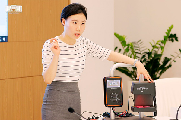 «Тошшахартрансхизмат» и Korea Smart-cart Co. Ltd обсудили вопросы сотрудничества