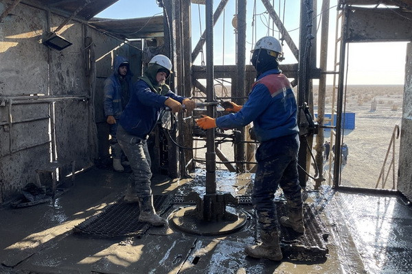 Рабочие группы изучают существующие проблемы на нефтегазовых объектах