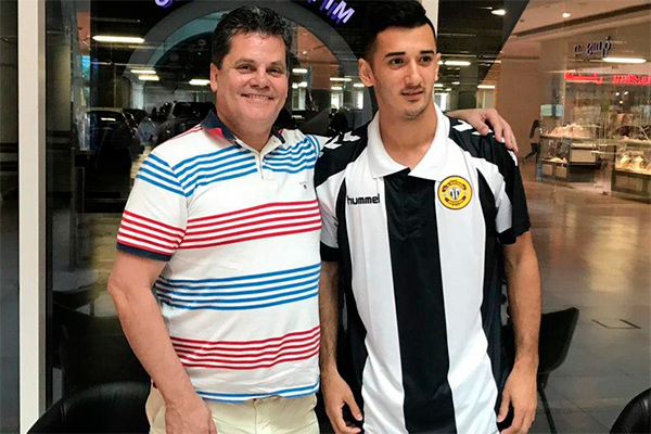 Сардор Рашидов подписал контракт с португальским клубом «Насьонал»