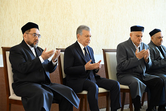 Глава государства выразил соболезнования семье Исмаила Джурабекова