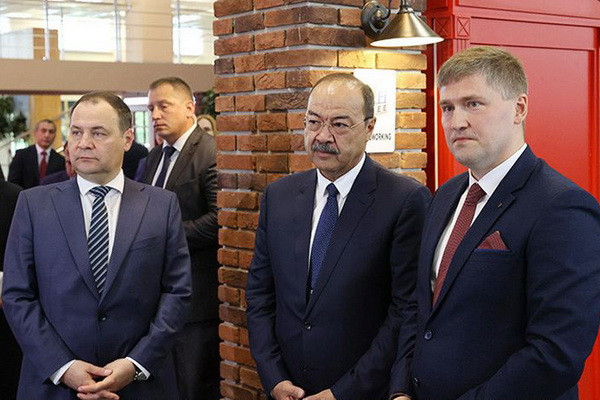 Prime ministers of Belarus, Uzbekistan get familiar with Hi-Tech Park work