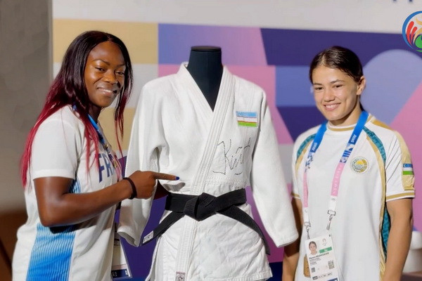 Kimono of Olympic Champion Diyora Keldiyorova to be displayed at the IOC Museum