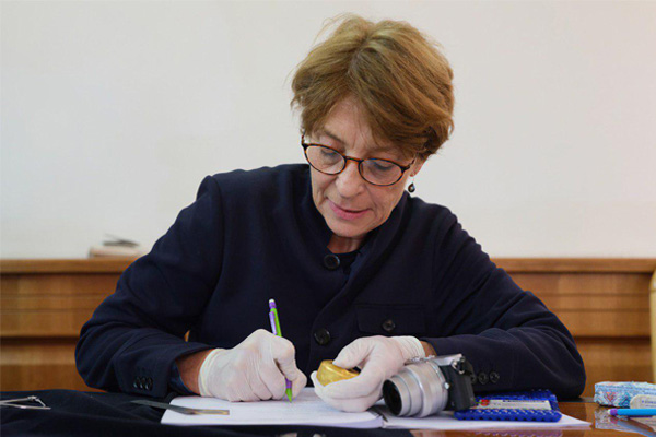 Визит экспертов Музея Лувра в Узбекистан