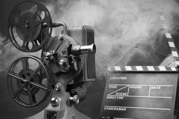 Учрежден нагрудный знак «Kinematografiya fidokori»