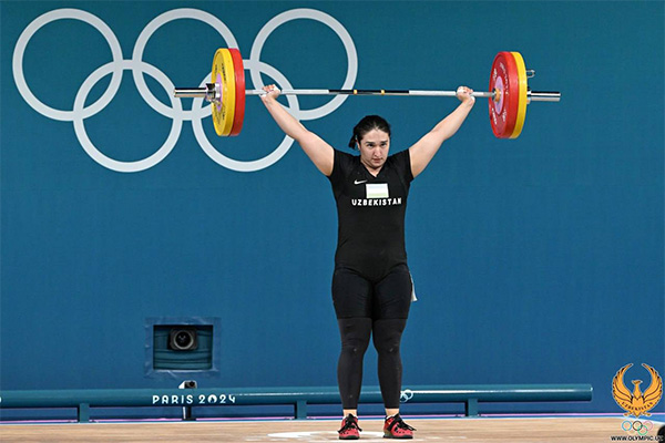 Ригина Адашбаева зафиксировала результат 236 кг