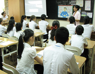 Children and youth across Uzbekistan participate at health lessons