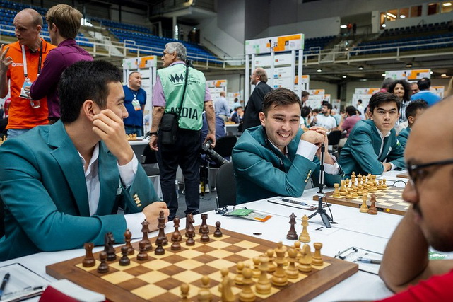 Men’s Team Defeats Croatia, Women’s Team Wins Against Hungary