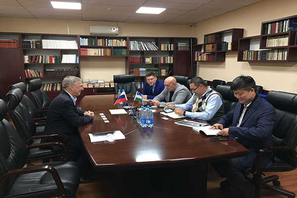 Единый интегратор UZINFOCOM и ХОСТ обсудили вопросы реализации совместных проектов