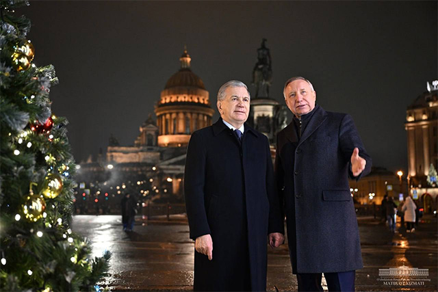Президент Узбекистана прибыл в Санкт-Петербург