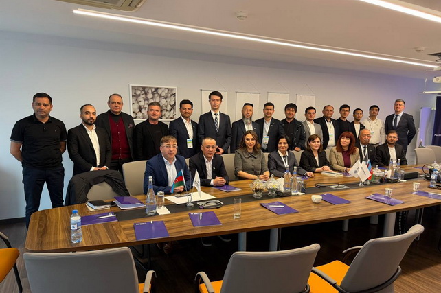 Узбекистан укрепляет позиции на текстильном рынке Азербайджана