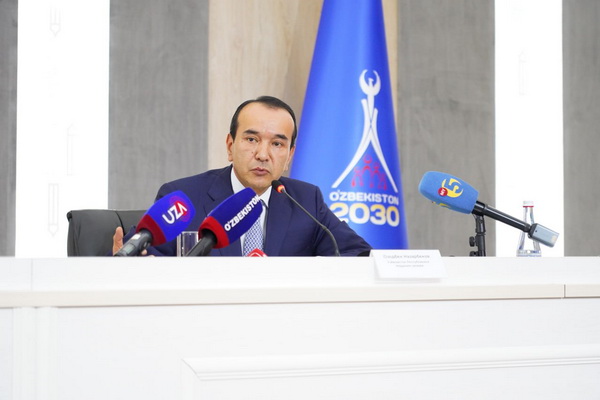 Ozodbek Nazarbekov honored with title of people’s artist of Kyrgyzstan
