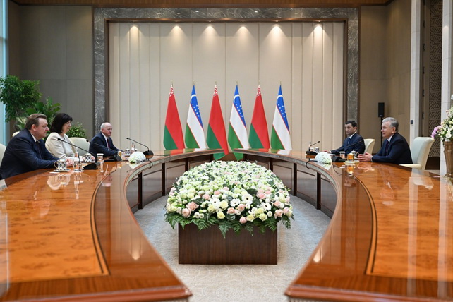 Shavkat Mirziyoyev meets with Chairwoman of the Council of Belarus