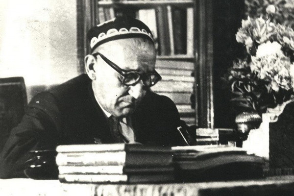 120-летие Гафура Гуляма отметили в Израиле