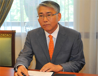 Korean envoy holds talks with MFERIT officials
