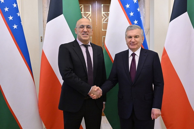 Shavkat Mirziyoyev discusses healthcare and education projects with Fouad Alghanim & Sons