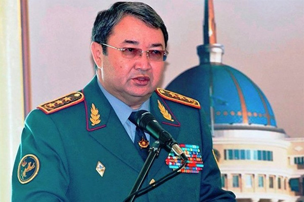 Министр обороны Казахстана посетит Узбекистан