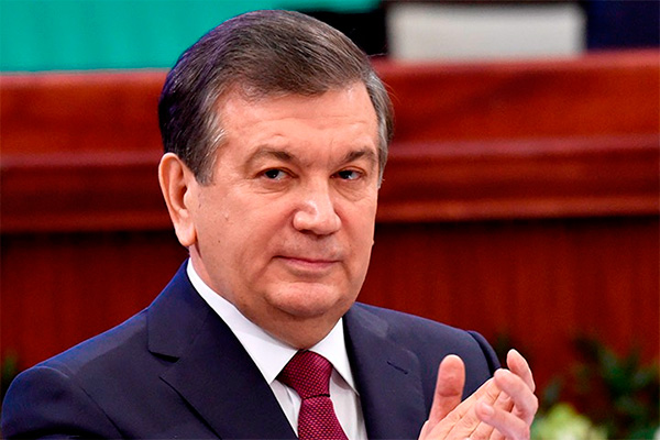 Шавкат Мирзиёев “Сузук ота” жомеъ масжидида бўлди
