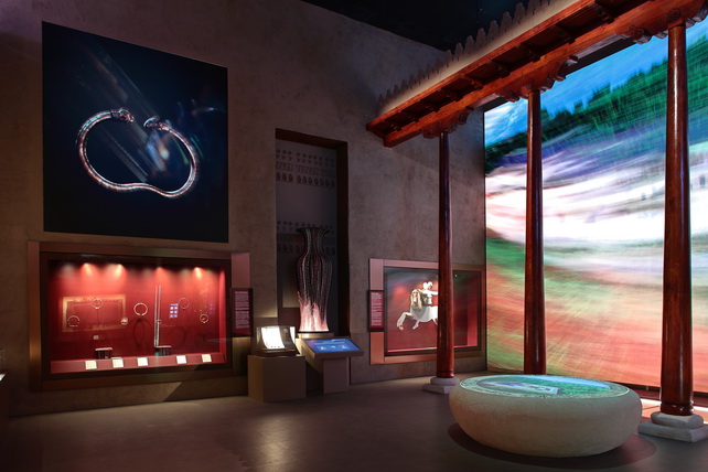 Артефакты Бактрии доставлены из Великобритании в Центр исламской цивилизации Узбекистана