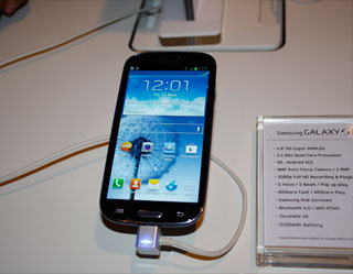 Samsung представил смартфон Galaxy S III в Ташкенте