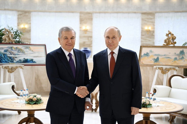 Путин ва Мирзиёев Хитойда ШҲТ саммити доирасида икки томонлама учрашув ўтказадилар