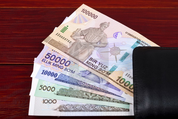 С 1 мая стипендии и пенсии будут выдавать до 5 числа каждого месяца