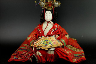 Выставка японских кукол и гравюр пройдет в Ташкенте