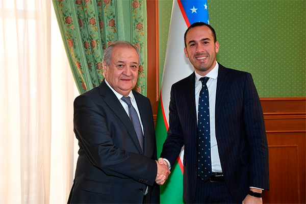 Abdulaziz Kamilov receives the delegation of Italy