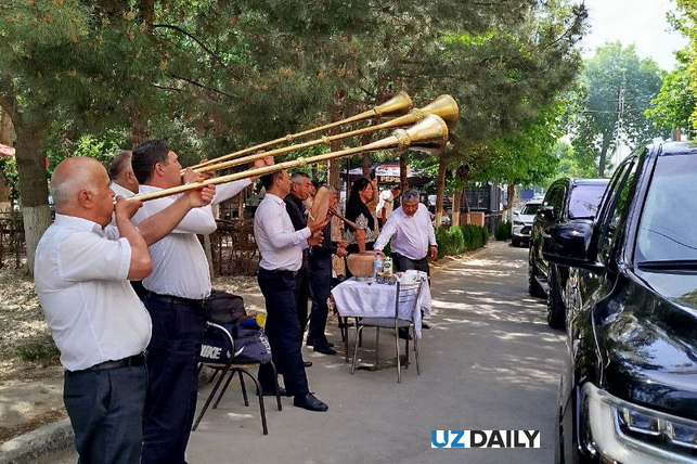 В Узбекистане введён строгий контроль за свадебными и семейными торжествами