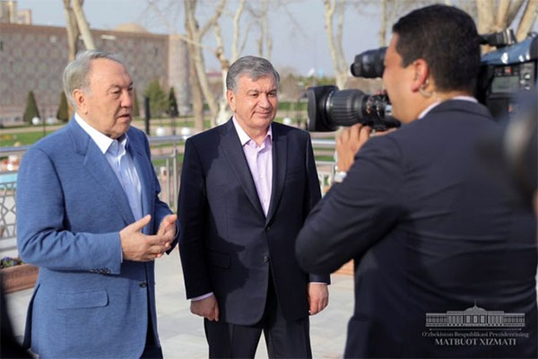 Президент Казахстана посетил Самарканд
