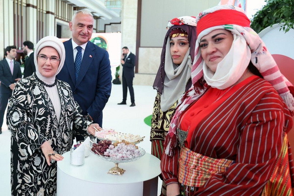 «Встреча столетних удовольствий: турецкая кухня в семи регионах»