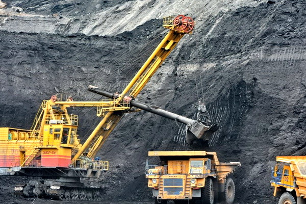 В Узбекистане в январе-ноябре добыто 5.73 млн тонн угля